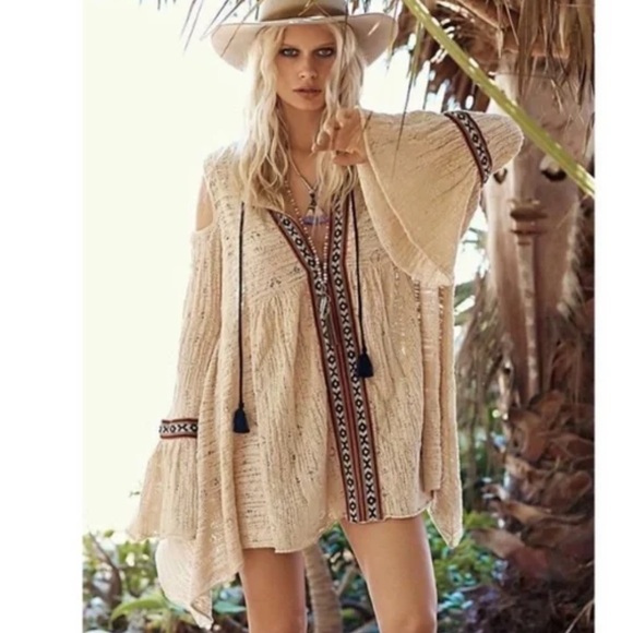 Free People - crochet, cold shoulder, tassel tunic, M - Picture 1 of 11